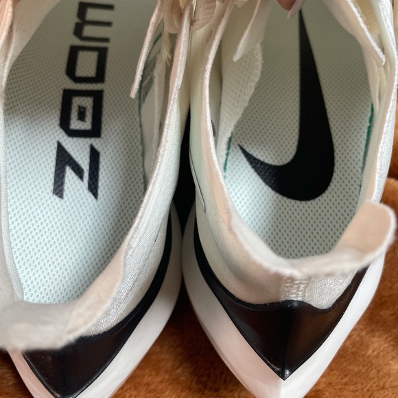 Nike Zoom Gravity - Picture 6 of 7